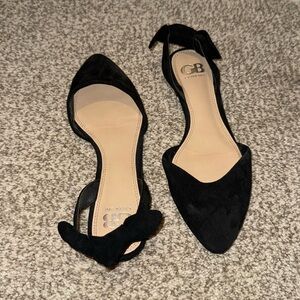 Women’s black Gianna Bini flats